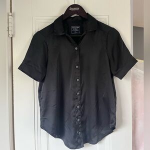 Abercrombie & Fitch Women’s Black Satin Button Down Top